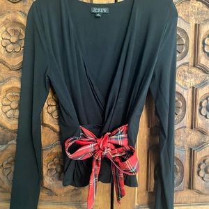 Perfect j crew festive top. Bow tie is so cute. Size S. You will love this top.